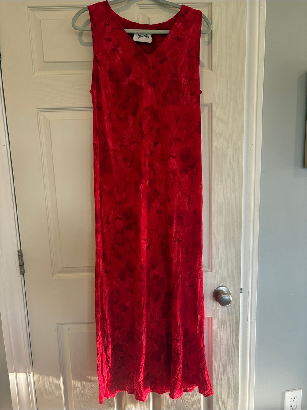 Jeffrey and Dara Vintage Red Floral Sleeveless Maxi Dress